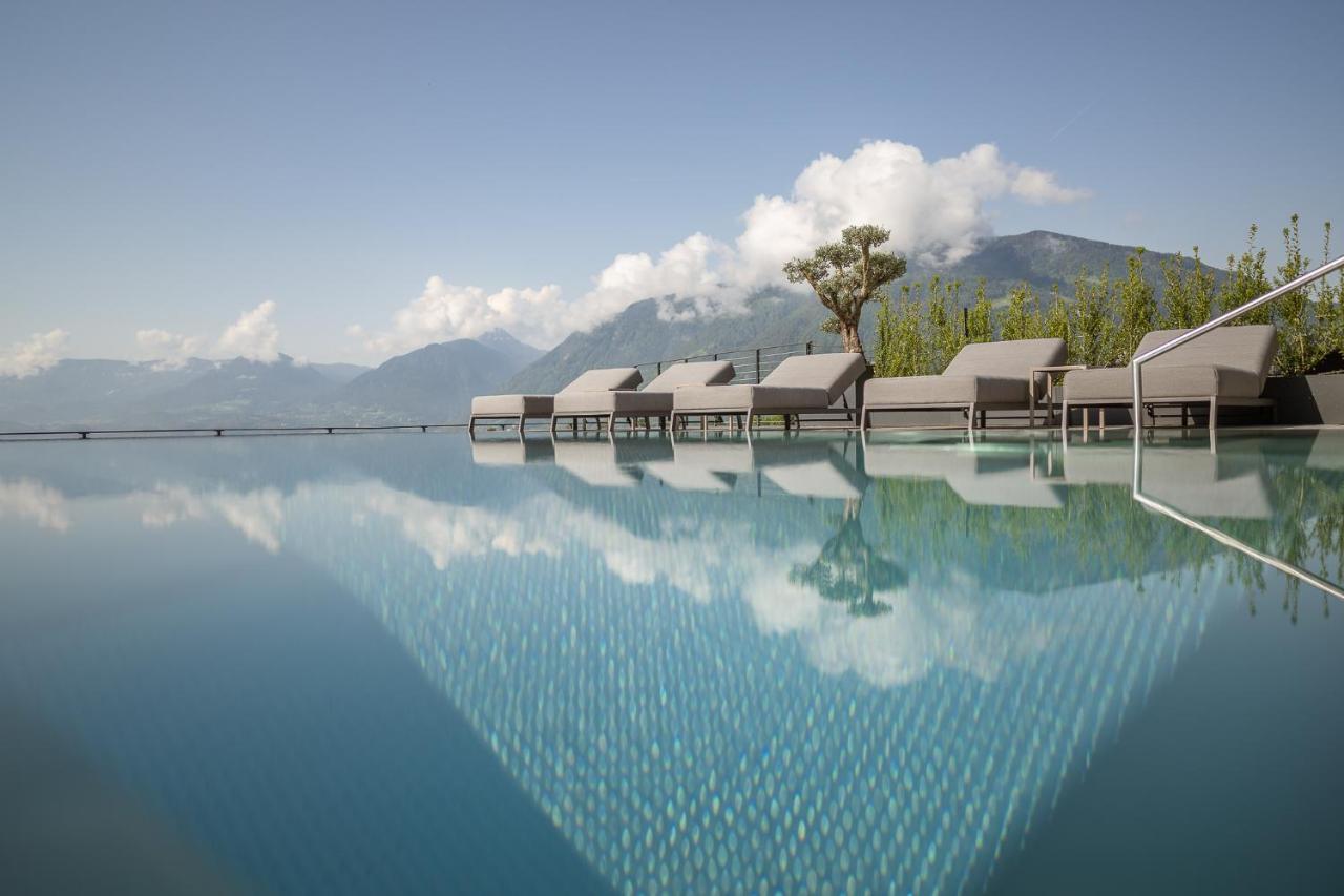 Landsitz Stroblhof Hotel Tirolo Bagian luar foto