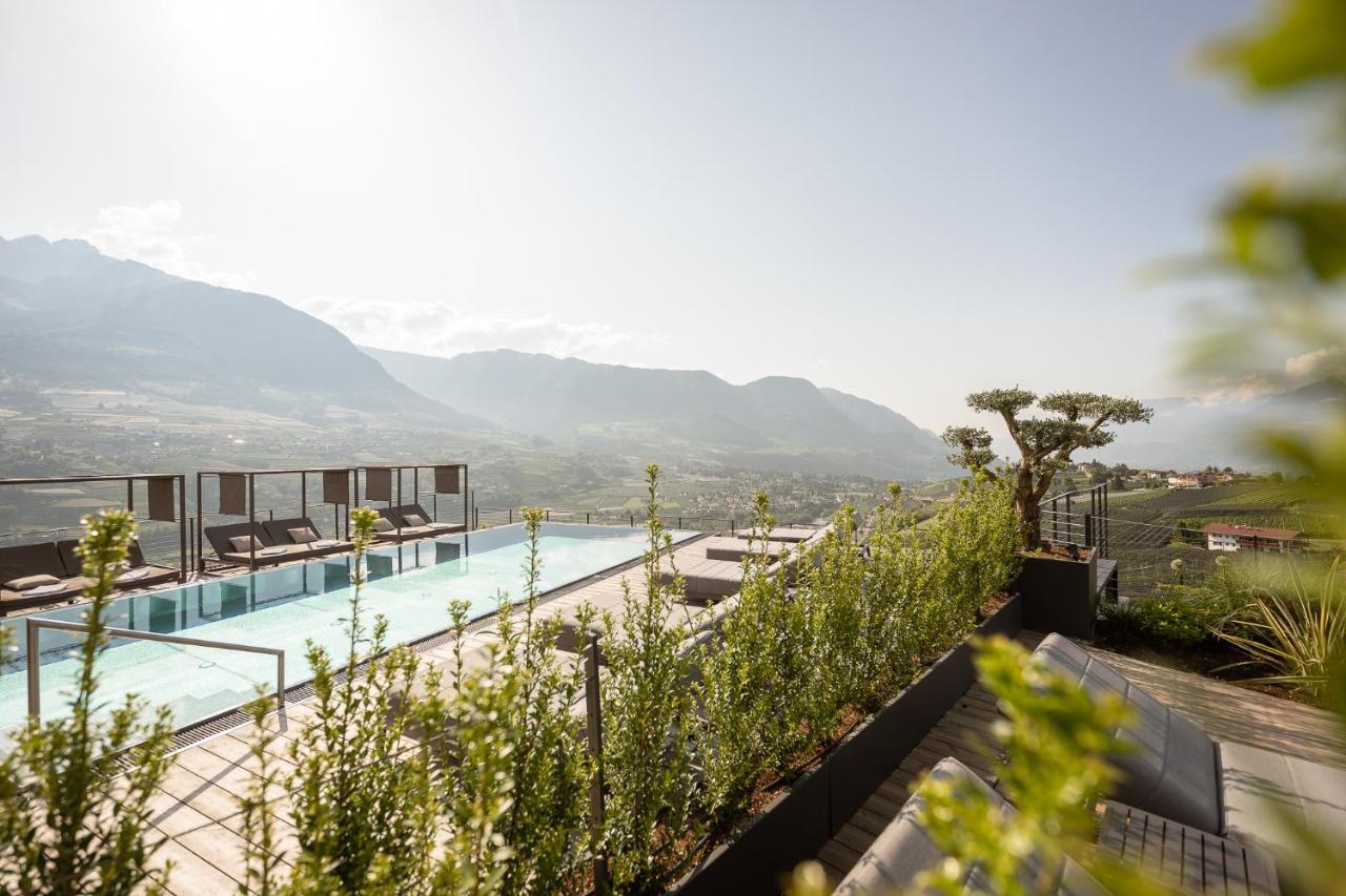 Landsitz Stroblhof Hotel Tirolo Bagian luar foto