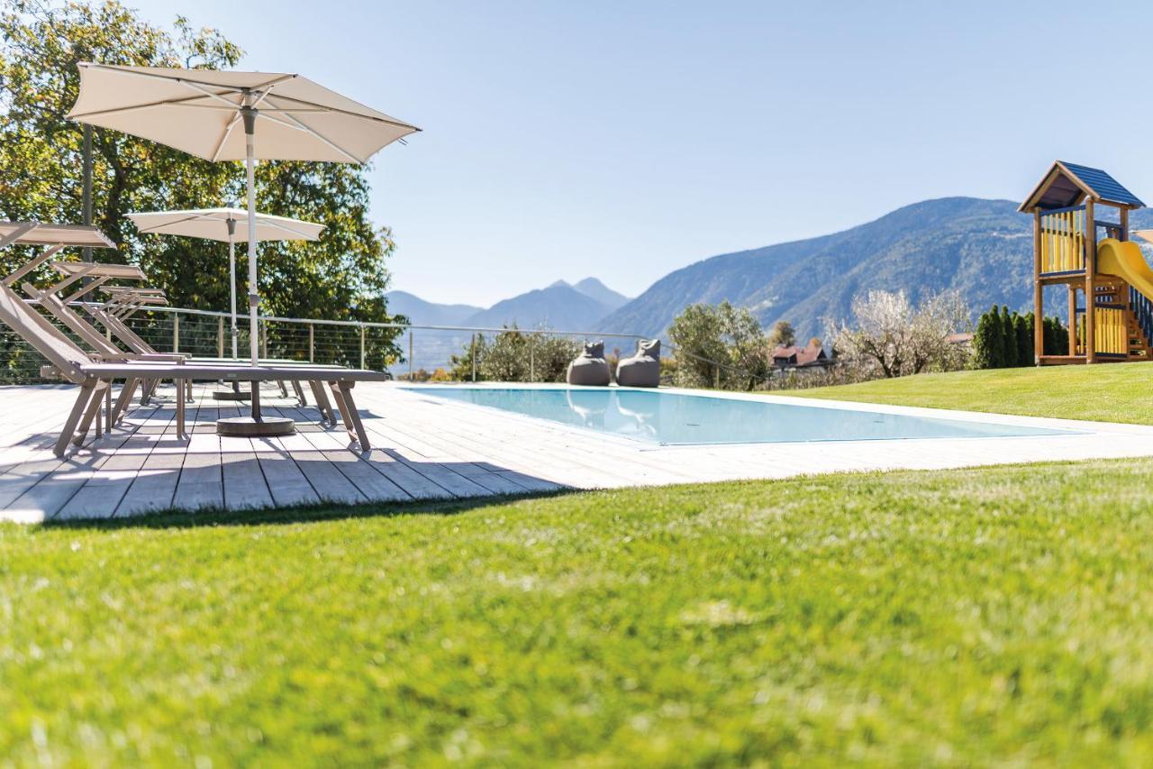 Landsitz Stroblhof Hotel Tirolo Bagian luar foto